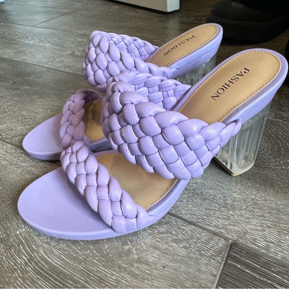 Pashion Footwear Shoes - Pashion Footwear Lavender Braid Convertible Sandal w Clear Heel Kit sz 8 US